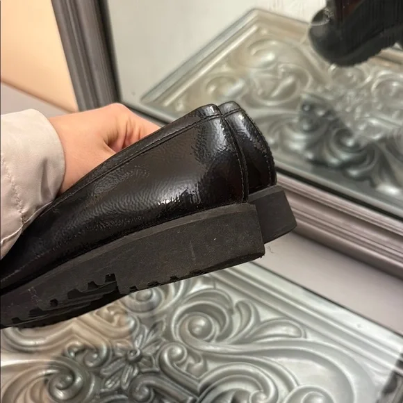 Franco Sarto Cason Womens 9.5 M Black Patent Loafers Sleek Slip-On Work Shoes - Picture 6 of 10